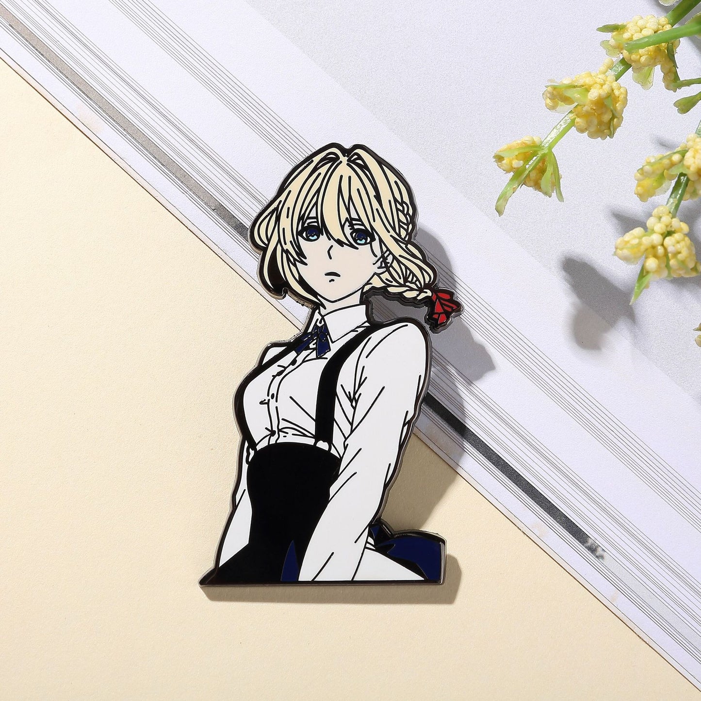 Violet Evergarden Pin