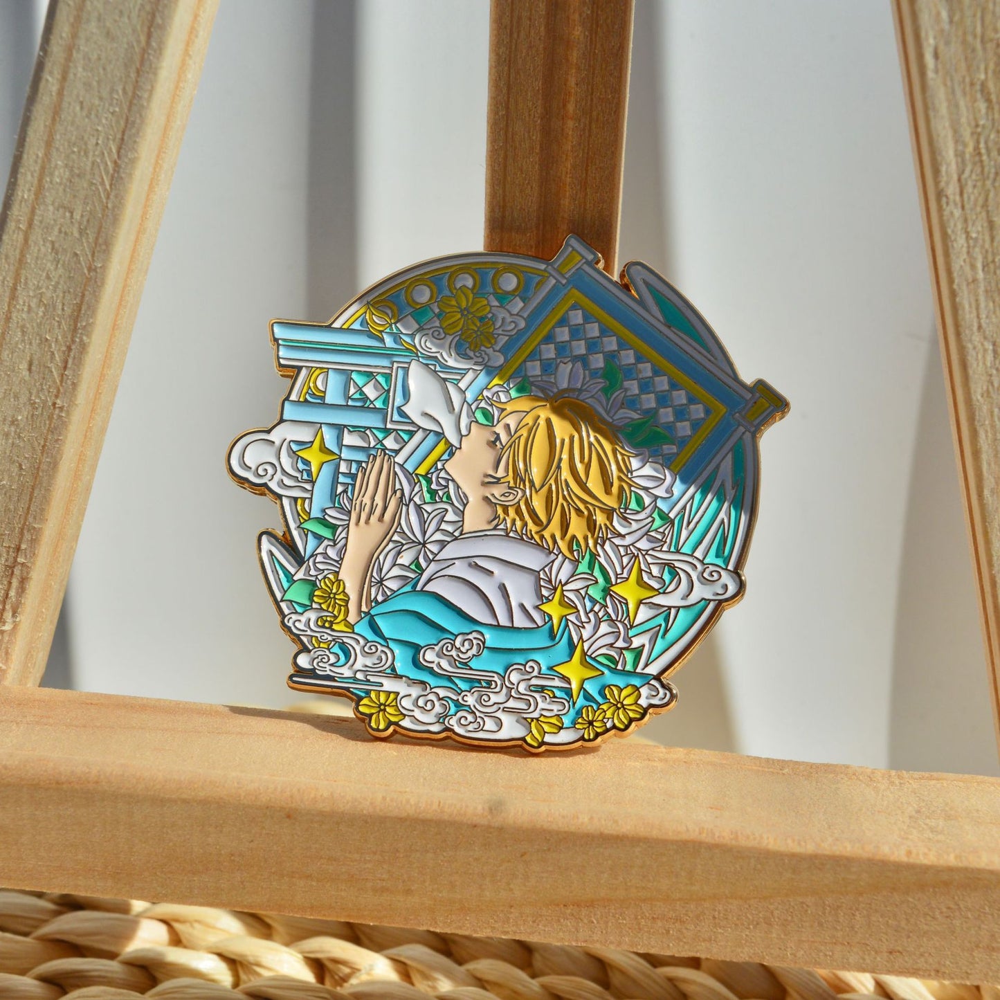 Natsume's Book of Friends Natsume Takashi Cloud Pin