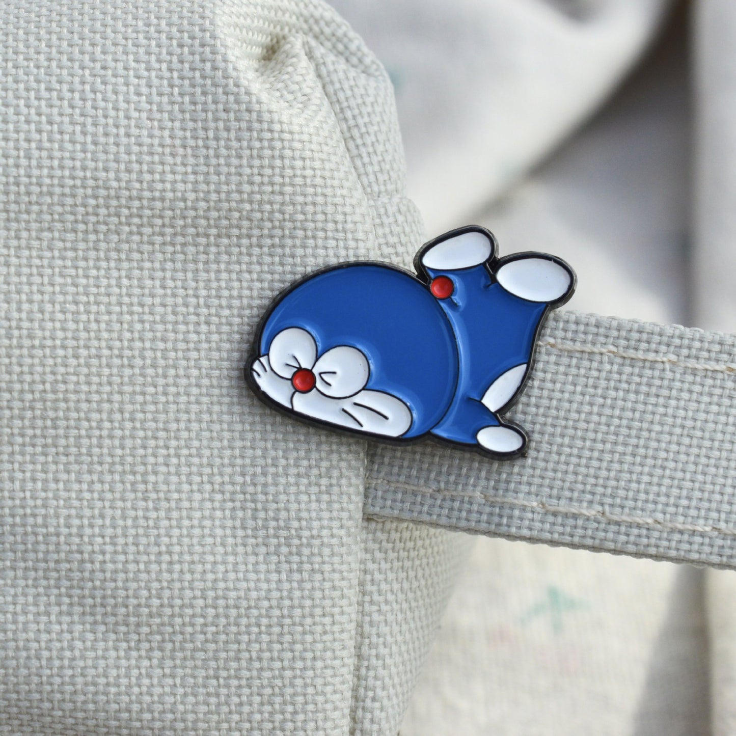 Falling Doraemon Pin