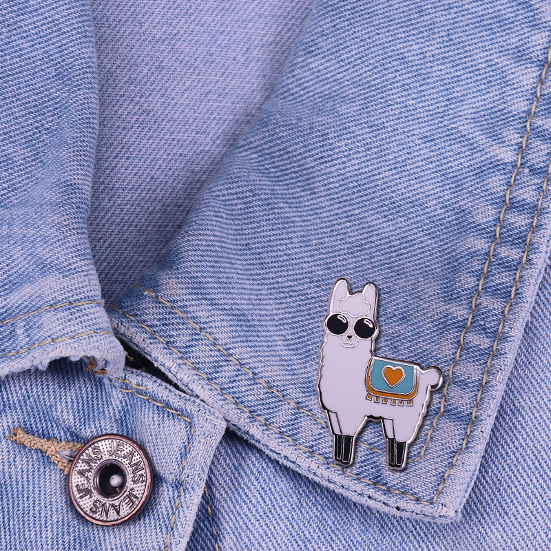 Alpaca Pin