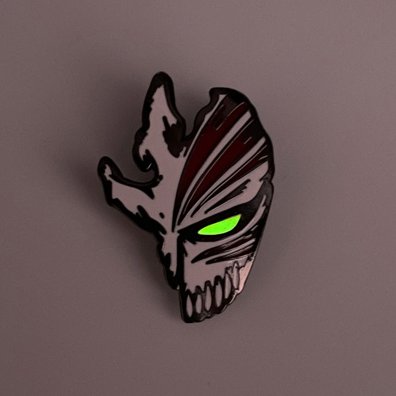 Death Mask Luminous Bleach Ichigo Hollowfication Pin