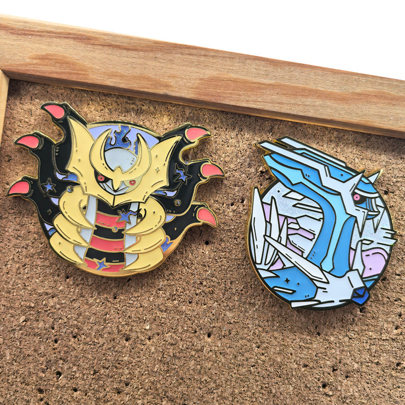 Shining Divine Beast: Otherworld Monster Spirit Pin