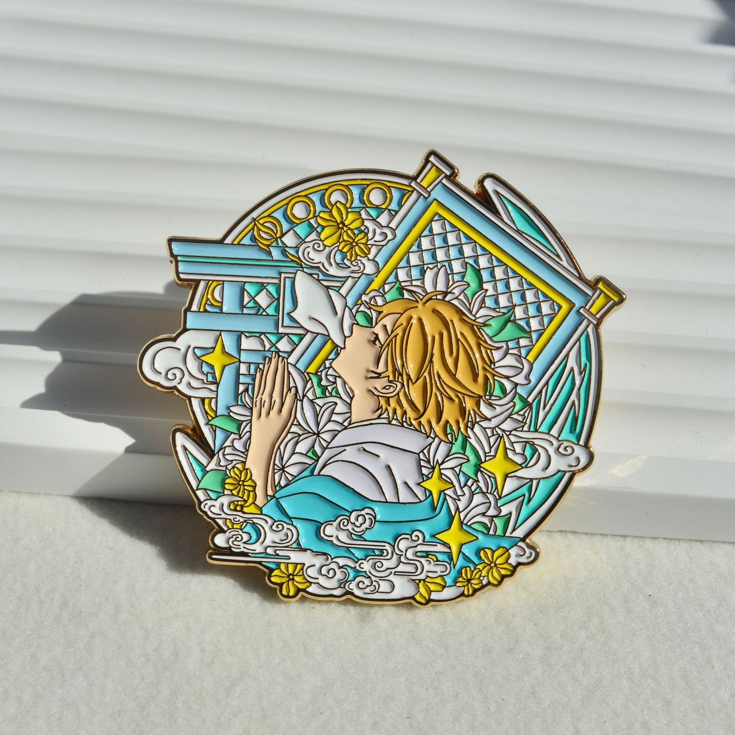 Natsume's Book of Friends Natsume Takashi Cloud Pin