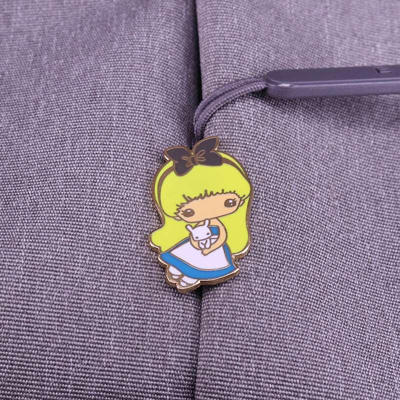 Alice Pin