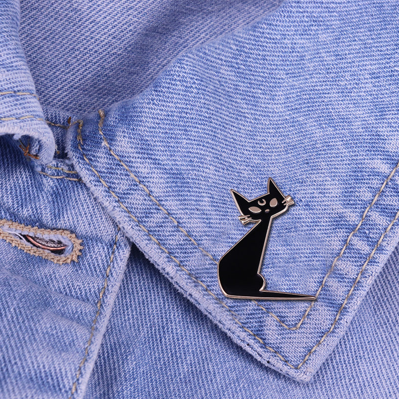Sailor Moon Black Cat Luna Pin