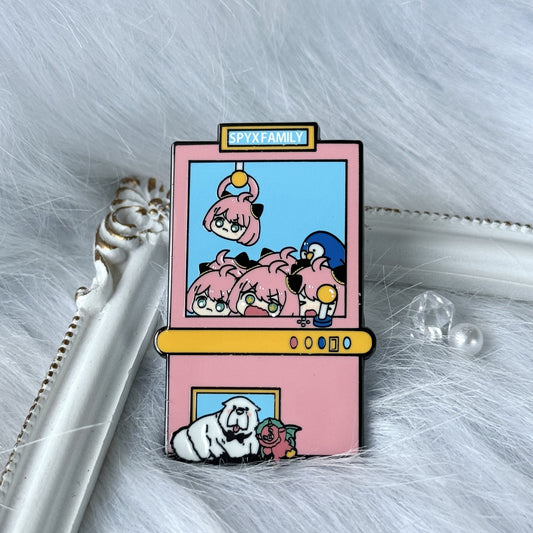 Spy x Family Anya Claw Machine Pin
