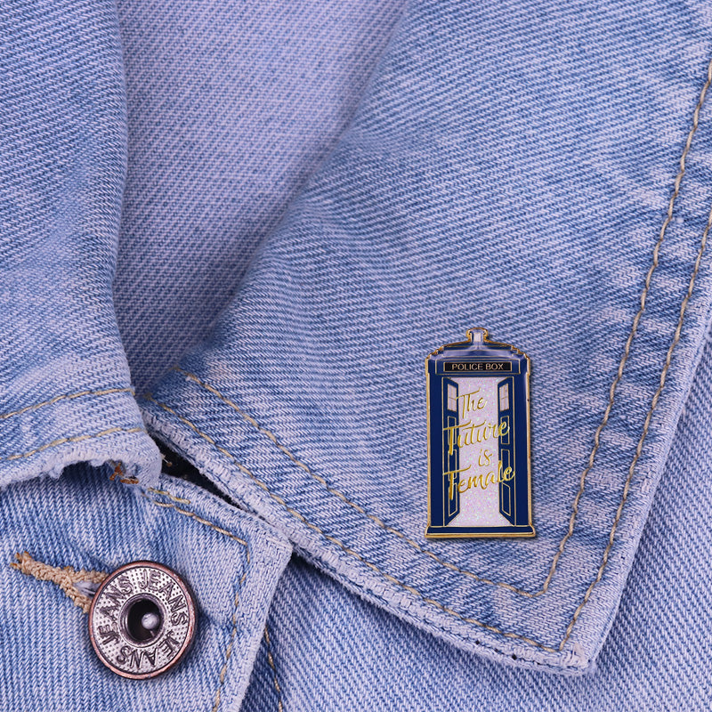Doctor Who Time Machine And Spaceship Pin