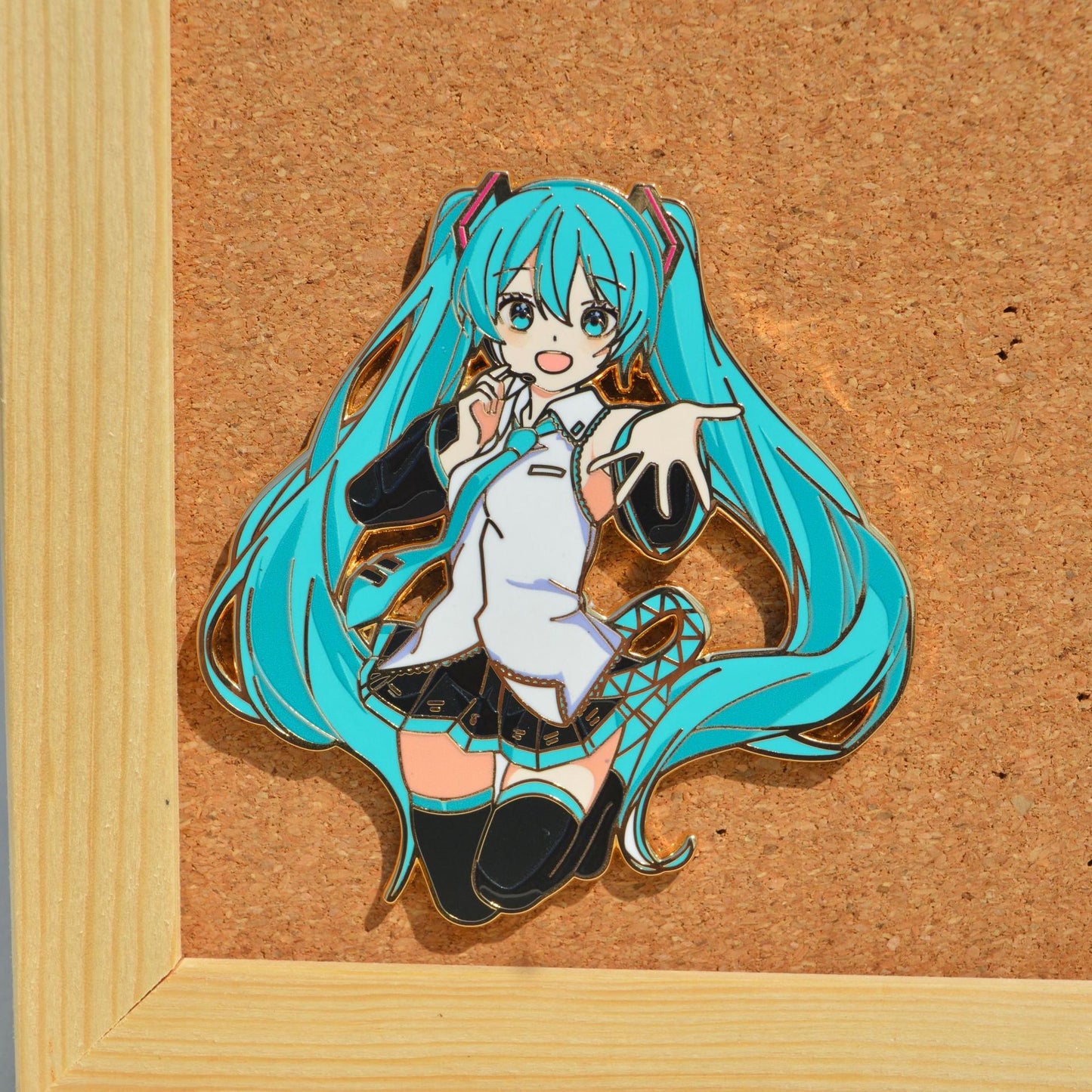 Hatsune Miku Pin