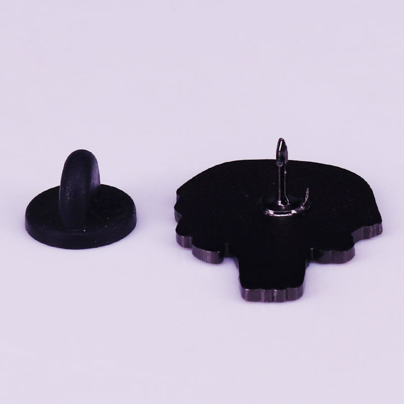 Skull Pin
