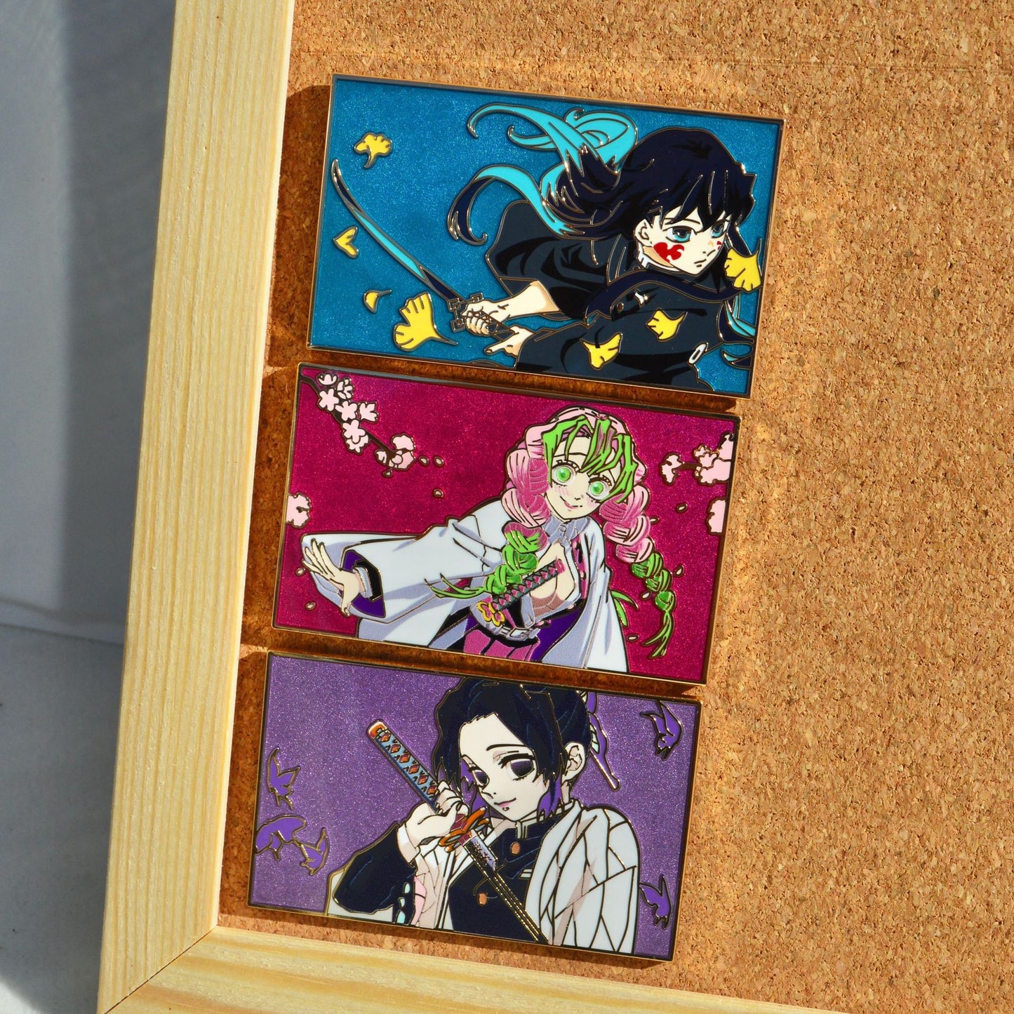 Demon Slayer: Kimetsu no Yaiba Shinobu Mitsuri Pin