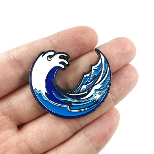 Wave Surfer Pin