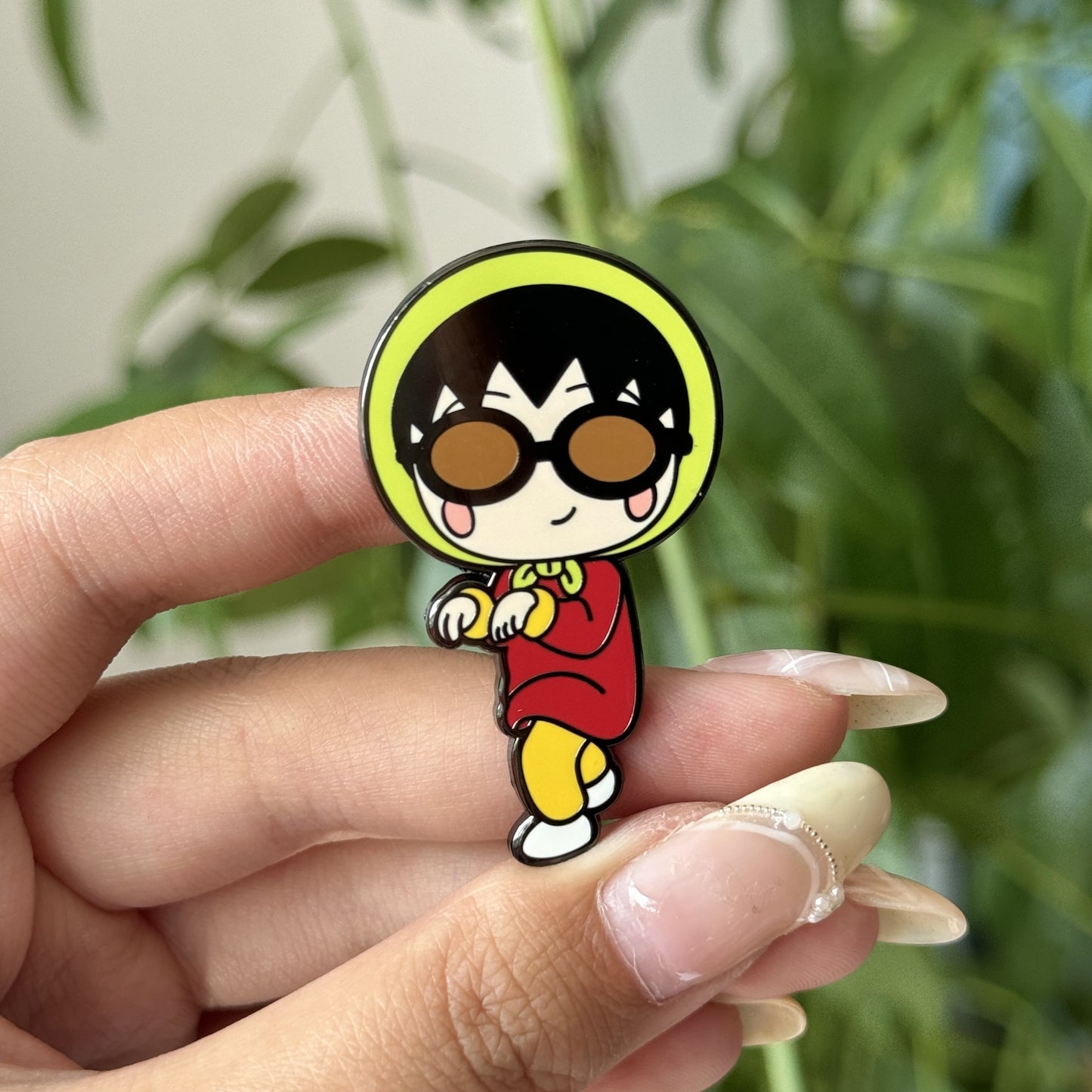 Chibi Maruko-chan with Sunglasses Pin