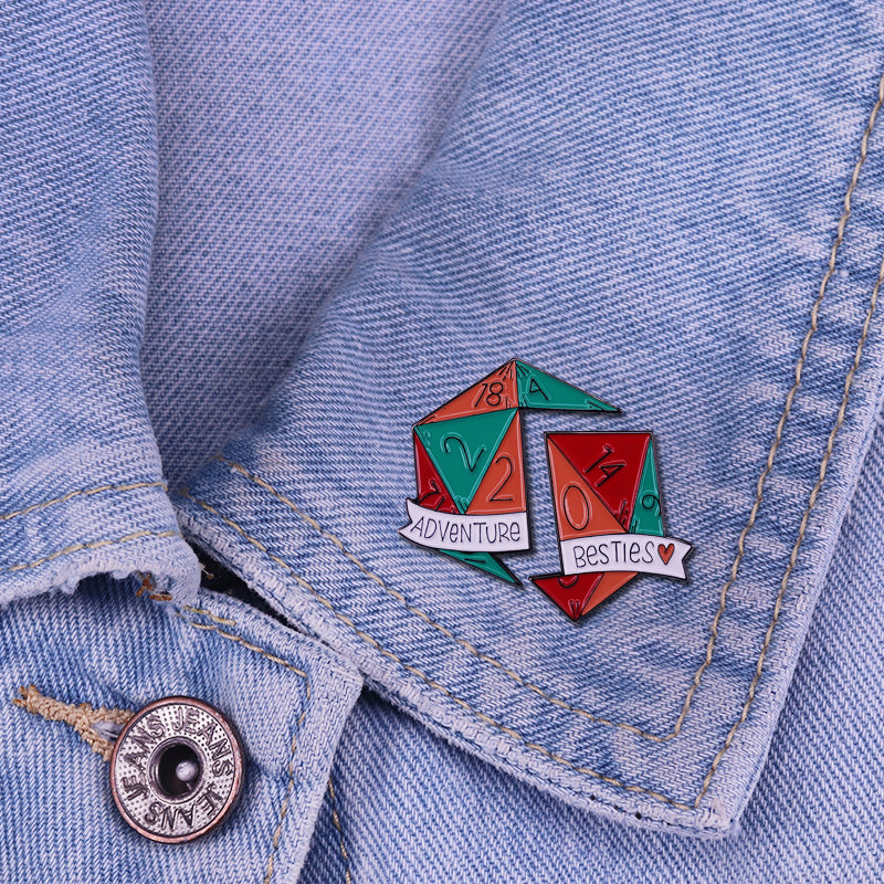 Dungeons & Dragons D20 Dice Pin