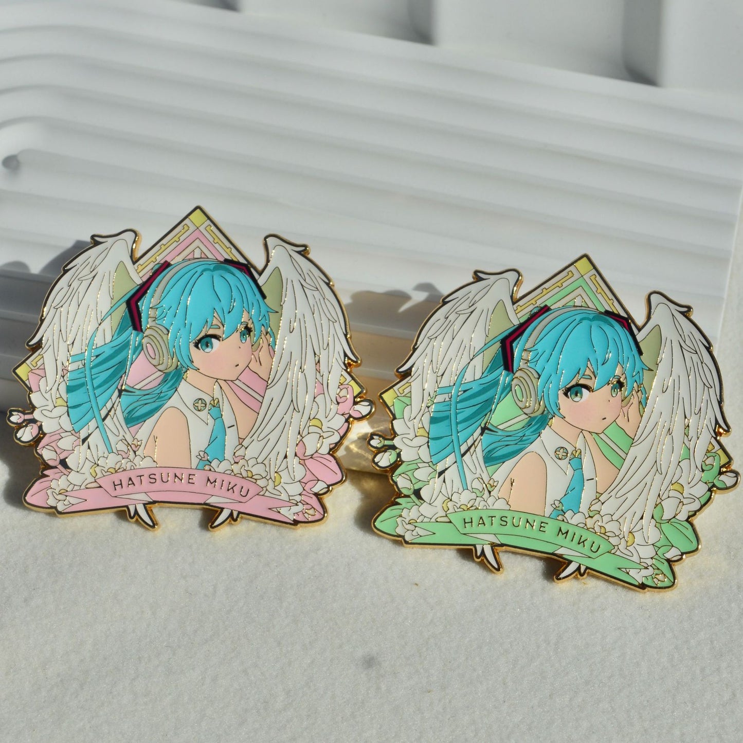 Hatsune Miku Angel Pin
