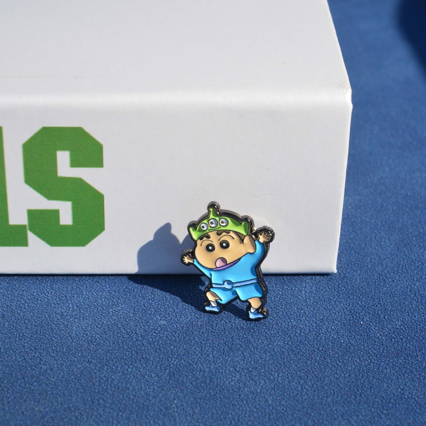 Crayon Shin-chan: Disguise Shin-chan Pin