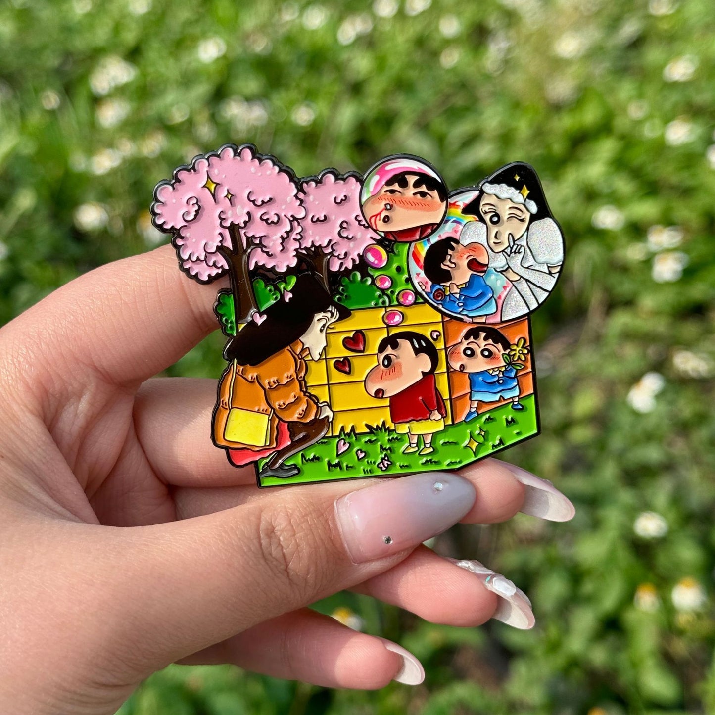 Crayon Shin-chan: Shin-chan and Nanako's First Encounter Pin