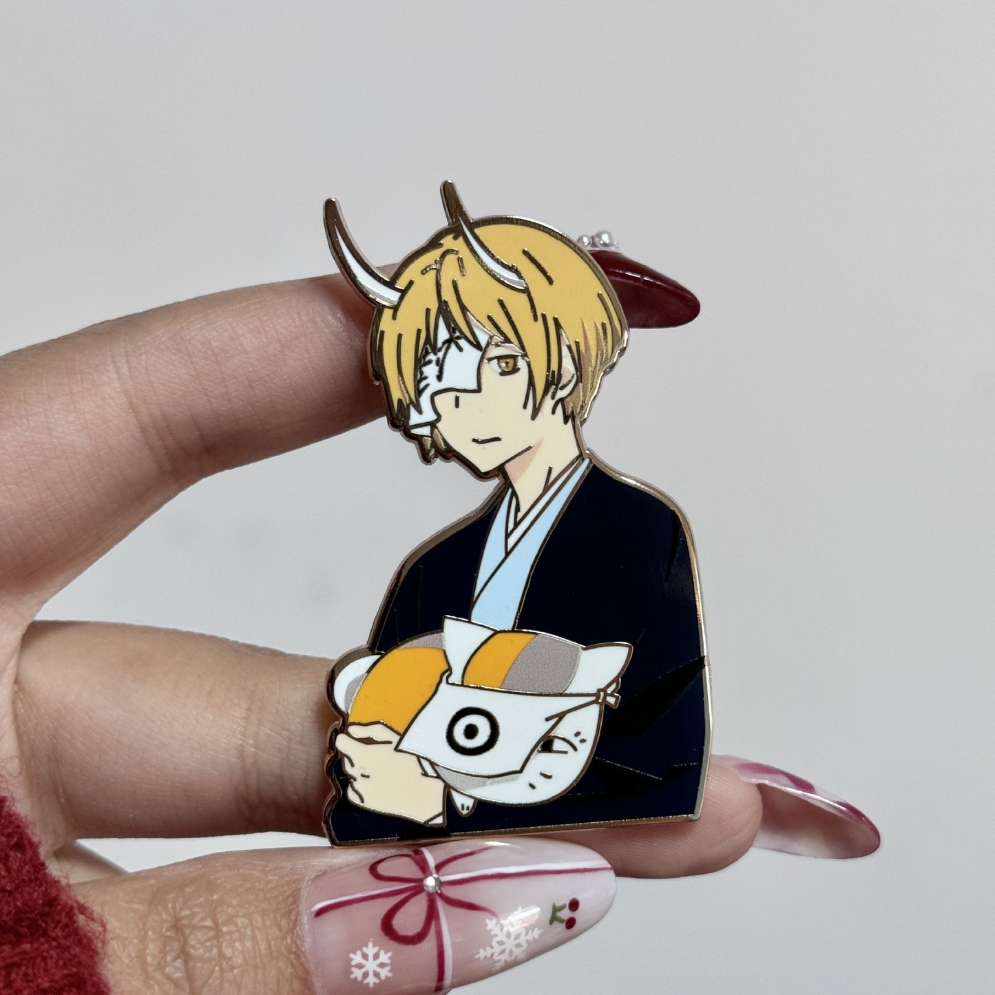 Natsume's Book of Friends Natsume Takashi and Nyanko-sensei Bust Pin