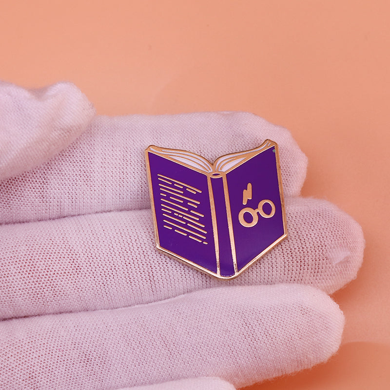Harry Potter Magic Books Pin