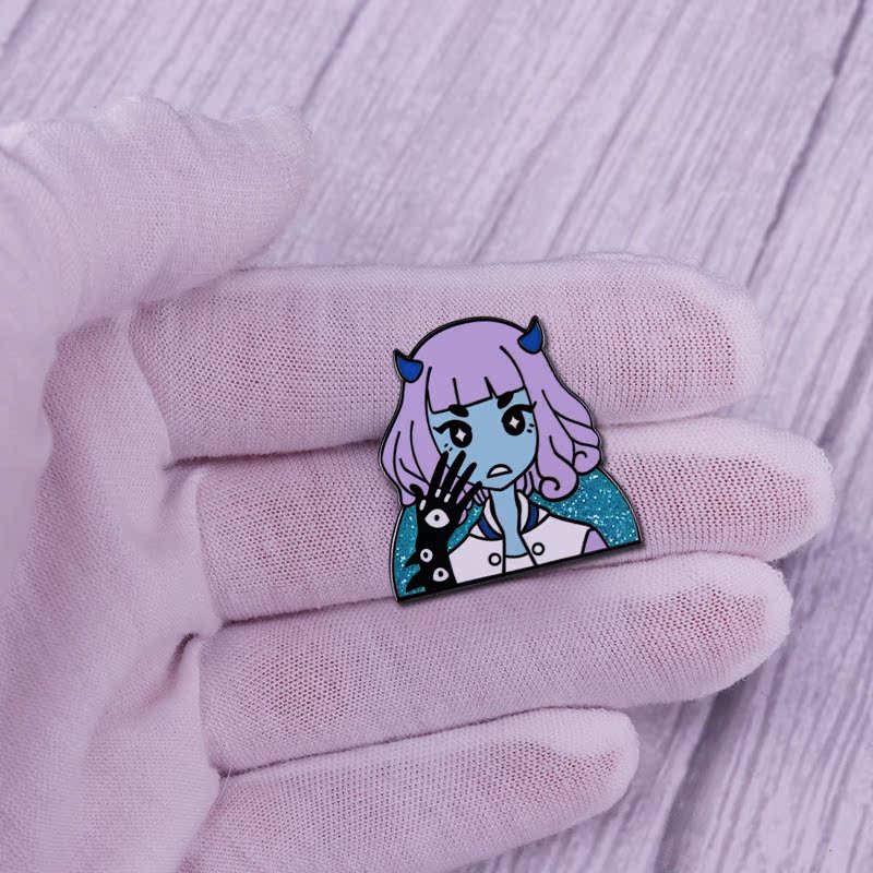 Devil Girl'S Eyes Pin
