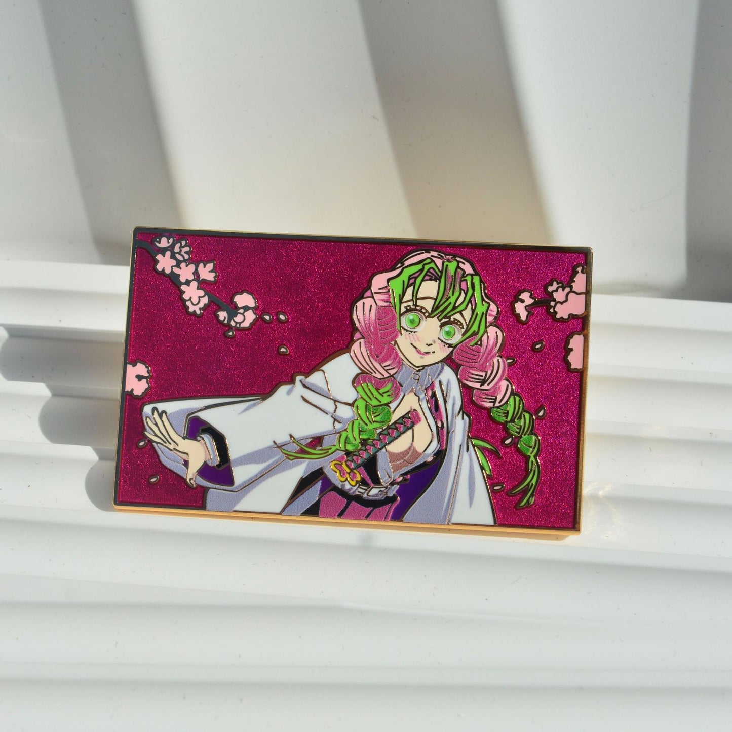 Demon Slayer: Kimetsu no Yaiba Shinobu Mitsuri Pin
