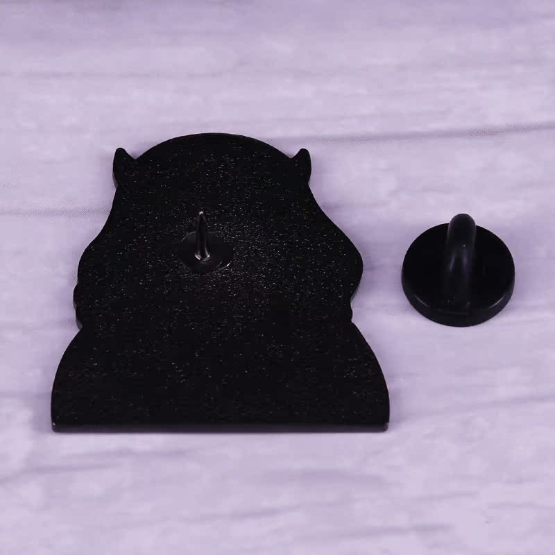 Devil Girl'S Eyes Pin