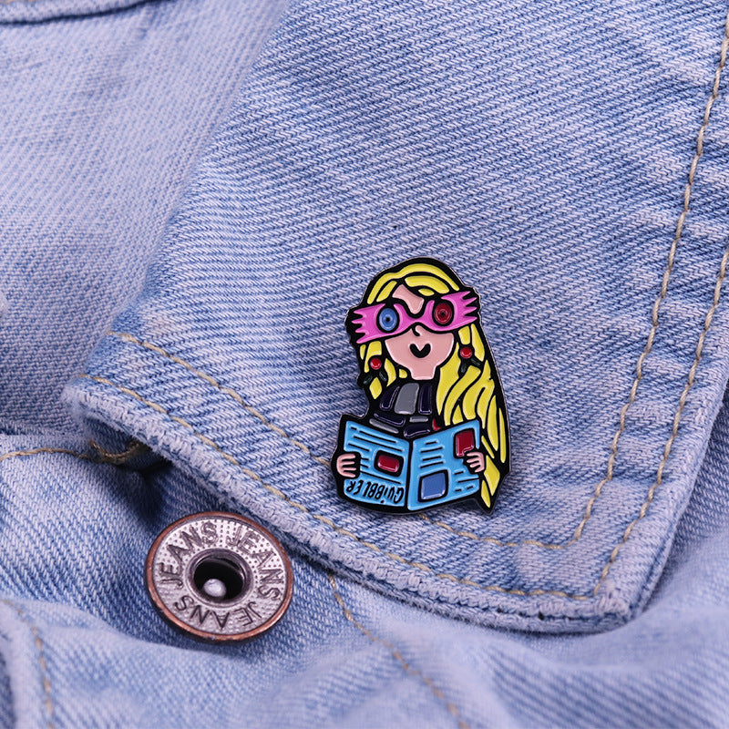Harry Potter Witch Luna Lovegood Pin