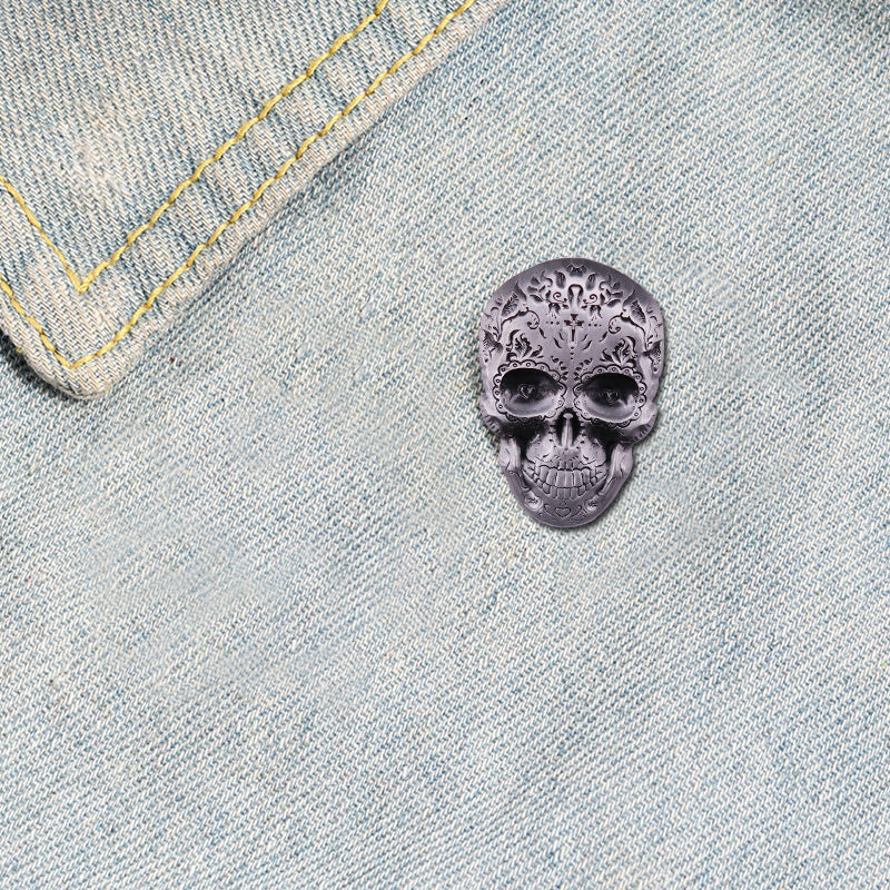 Relief Art Skull Pin