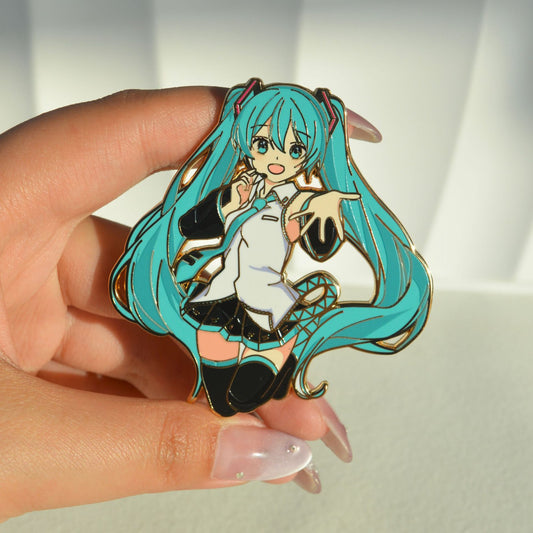 Hatsune Miku Pin