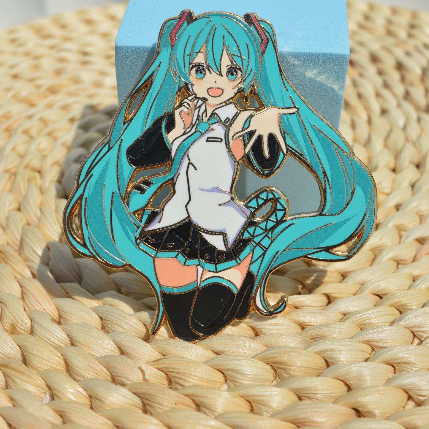 Hatsune Miku Pin