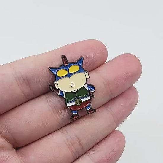 video of Crayon Shin-chan Ultraman Cartoon Pin