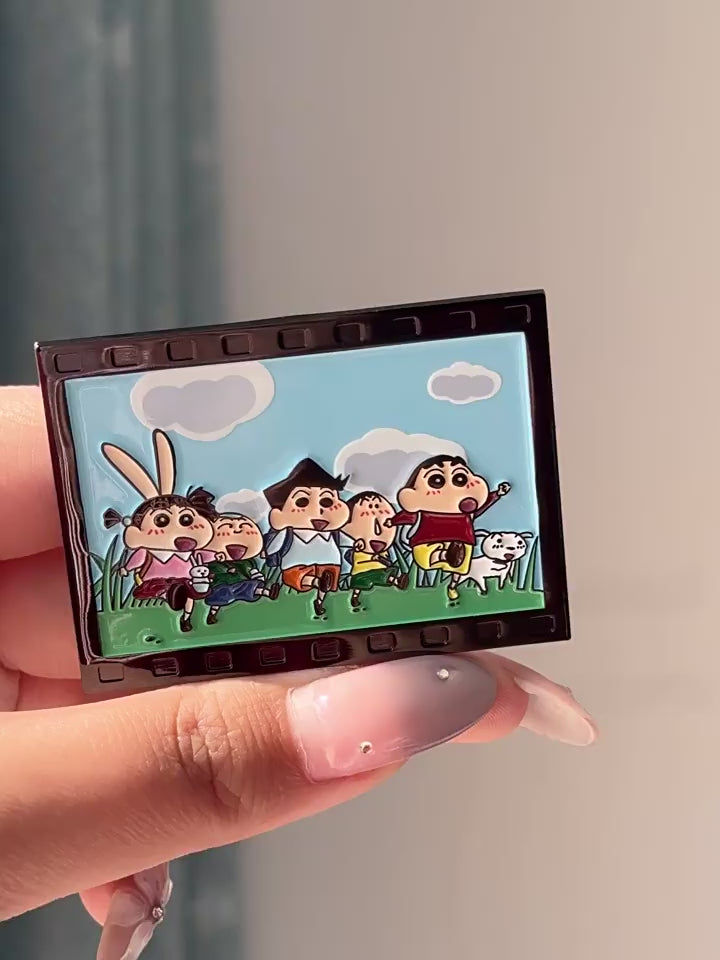 video of Crayon Shin-chan Kasukabe Defense Force Pin