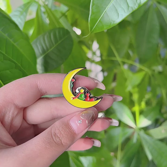 video of The Little Prince and the Fox's Back View Pin