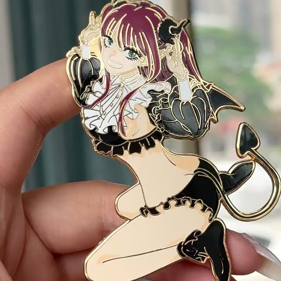 video of My Dress-Up Darling Marin Kitagawa Succubus Pin