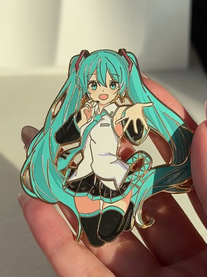 video of Hatsune Miku Pin