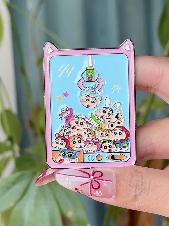 video of Crayon Shin-chan Claw Machine Pin