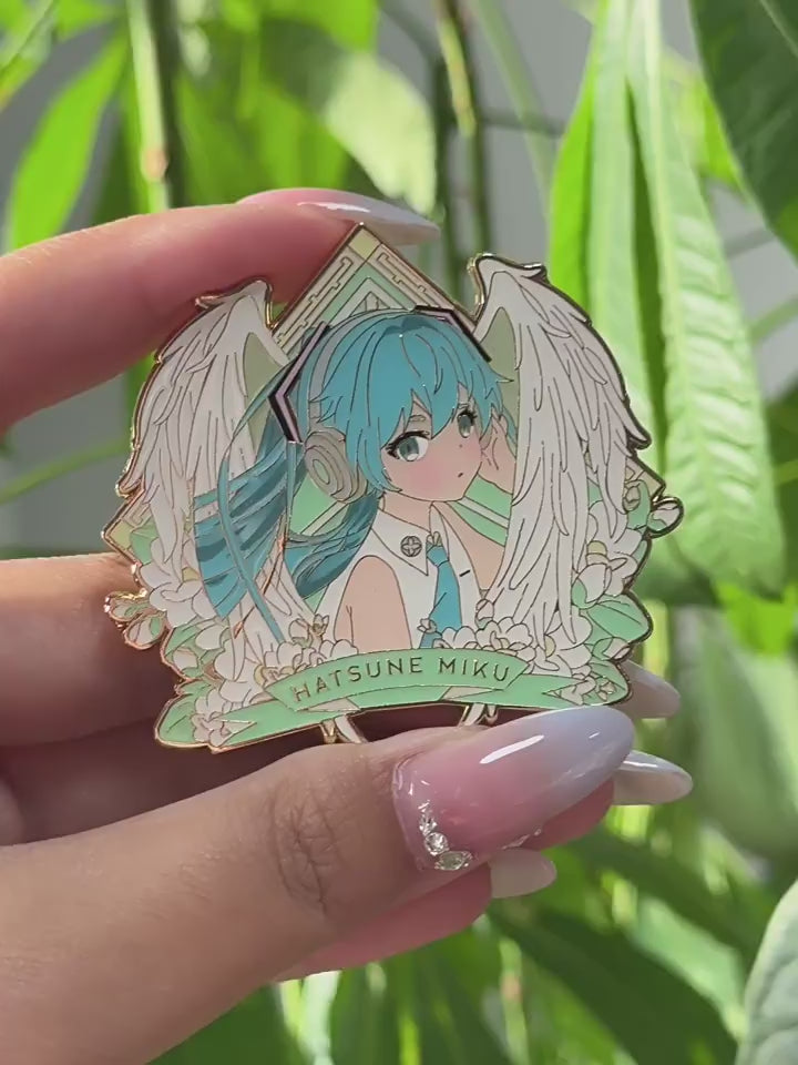 video of Hatsune Miku Angel Pin
