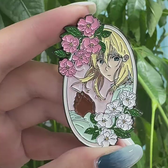 video of Violet Evergarden: Violet Flowers Pin