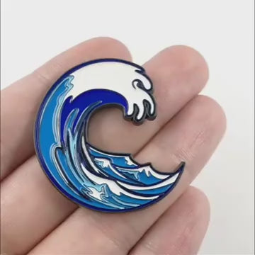 video of Wave Surfer Pin