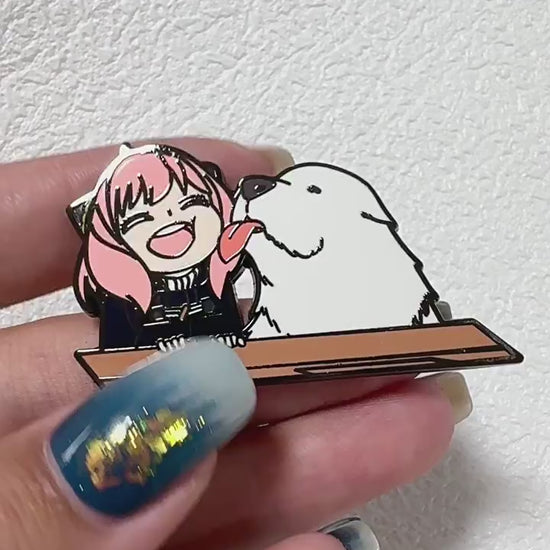 video of Spy x Family Anya Bond Pin