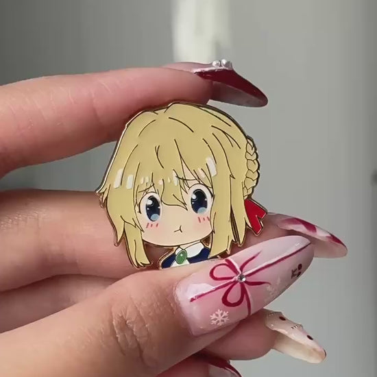 video of Violet Evergarden Cute Avatar Pin